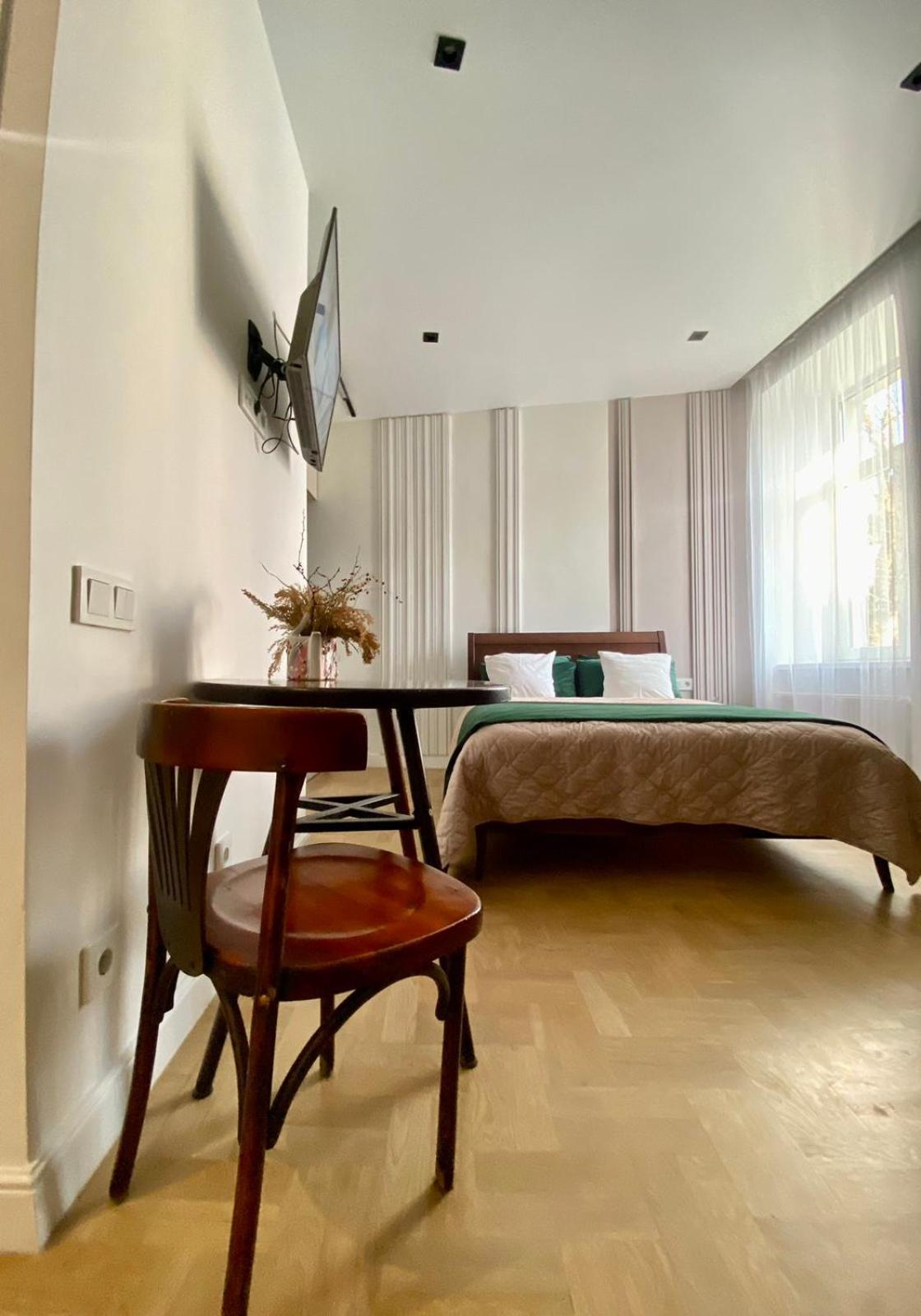 Apartment Favorit Apartoment 1 Безкоштовна Парковка Центр З Балконом